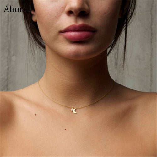Moon Detailed Necklace