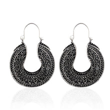Load image into Gallery viewer, Vintage Silver Color Earrings