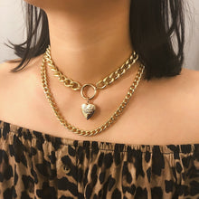 Load image into Gallery viewer, Heart Choker